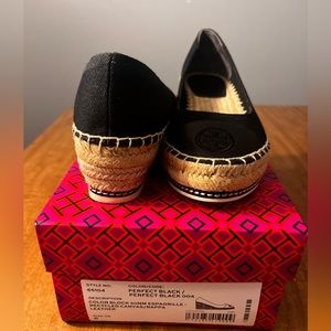 Brand new Tory Burch, size 6, espadrilles